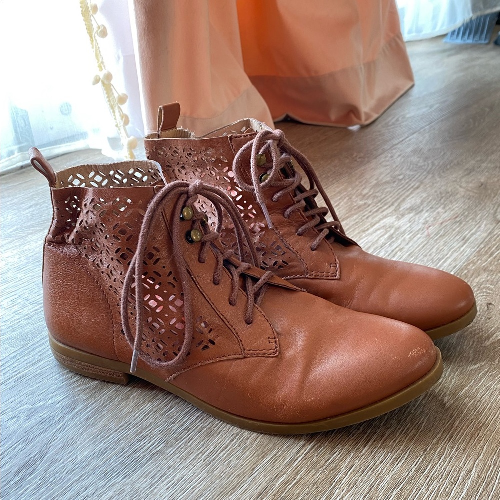 Lucky Brand Hirro Lace Up Oxford Ankle Boots Vintage Style 7M